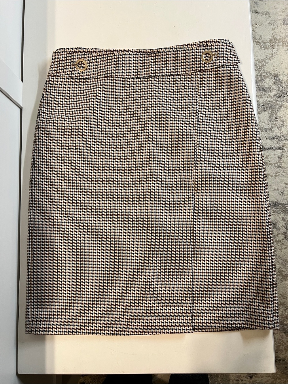 H&M Black & Cream Houndstooth Pencil Skirt